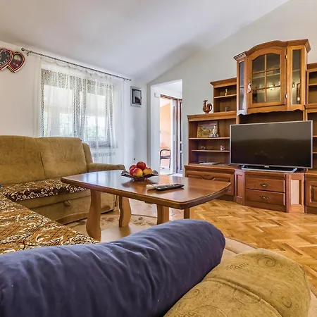 Apartment Amazing In With Kitchen